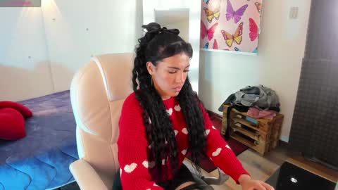 Snapshot of _lili_rose chatting on January 7, 7:49 pm Lili online show from January 7, 7:49 pm