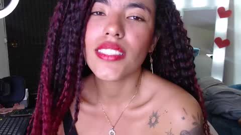 Snapshot of _lili_rose chatting on February 28, 9:55 pm Lili online show from February 28, 9:55 pm