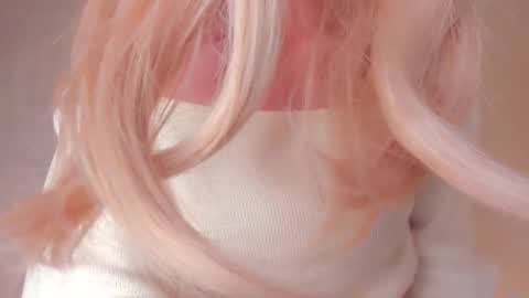 Lilou online show from November 26, 7:59 pm