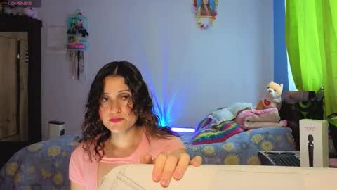 Snapshot of _lindasy_ chatting on November 19, 2:39 pm Lindasy online show from November 19, 2:39 pm