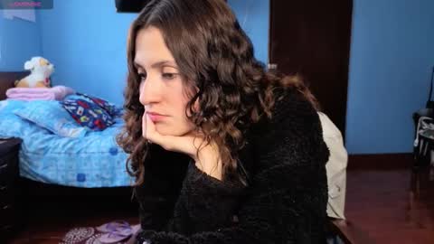 Lindasy online show from February 12, 2:56 pm