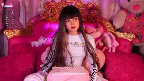 _little_glrl_ online show from November 22, 10:25 am