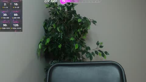 Snapshot of _little_misss chatting on December 7, 4:58 pm Mila  online show from December 7, 4:58 pm