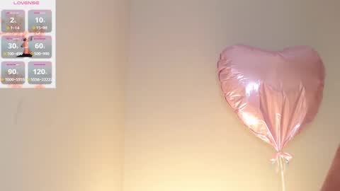 Snapshot of _little_misss chatting on January 26, 10:55 am Mila  online show from January 26, 10:55 am