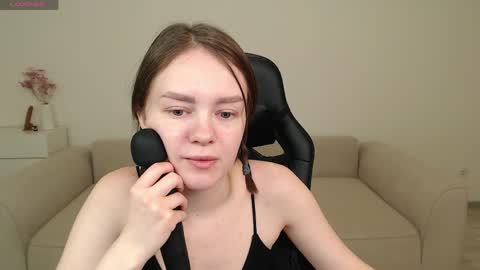  My name is lina Lush is activePrivate is Open online show from April 6, 5:36 pm