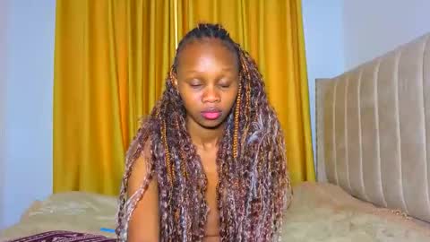 Littlevenus online show from February 1, 2:26 pm