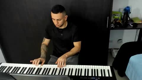 Snapshot of _logan_s chatting on October 10, 12:42 am logan online show from October 10, 12:42 am