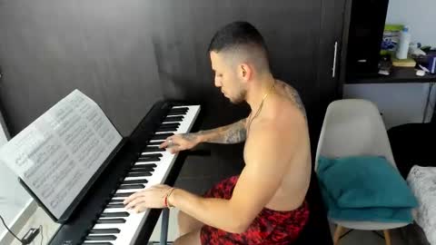 logan online show from January 17, 1:21 am