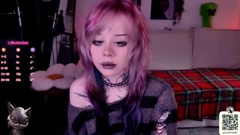 Lolly online show from October 31, 10:49 am