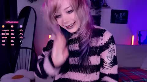 Lolly online show from November 14, 10:36 am