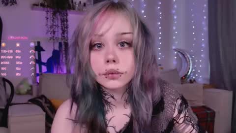 Lolly online show from February 6, 10:18 am