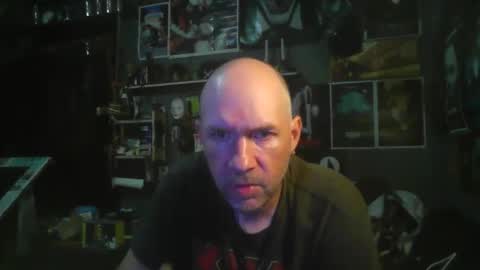 That guy online show from November 26, 7:04 pm