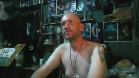 That guy online show from July 12, 4:03 am