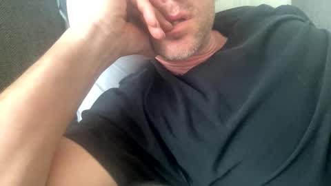 _lululeo_ online show from May 7, 1:22 am