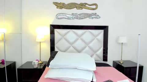  luna  sweet  online show from February 23, 6:07 am