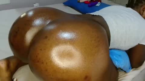 luscious online show from March 11, 4:18 am