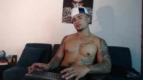 STIVEN online show from May 6, 11:43 pm