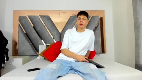 Snapshot of _maaf chatting on January 21, 2:15 pm _maaf online show from January 21, 2:15 pm