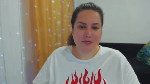 Snapshot of _madalexa_ chatting on October 27, 3:27 pm Alexa online show from October 27, 3:27 pm