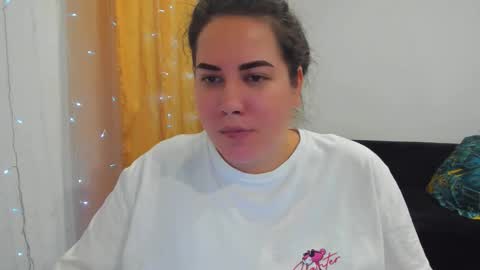 Snapshot of _madalexa_ chatting on January 31, 10:41 pm Alexa online show from January 31, 10:41 pm