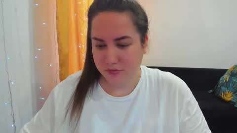 Snapshot of _madalexa_ chatting on February 2, 12:48 pm Alexa online show from February 2, 12:48 pm