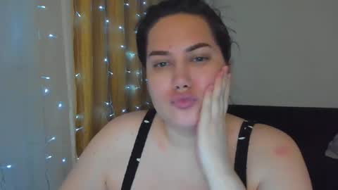 Snapshot of _madalexa_ chatting on February 20, 10:43 pm Alexa online show from February 20, 10:43 pm