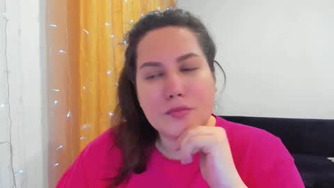 Snapshot of _madalexa_ chatting on February 25, 3:05 am Alexa online show from February 25, 3:05 am