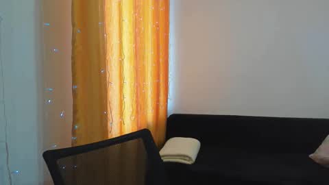 Snapshot of _madalexa_ chatting on February 26, 11:42 am Alexa online show from February 26, 11:42 am