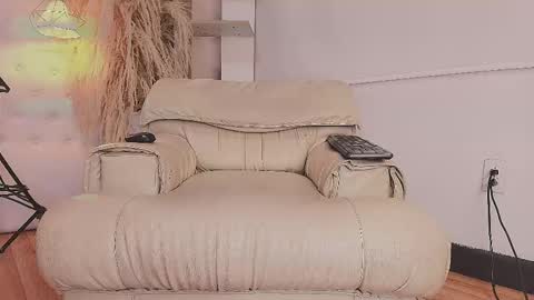 Snapshot of _malikaa_ chatting on June 8, 1:11 pm malka online show from June 8, 1:11 pm