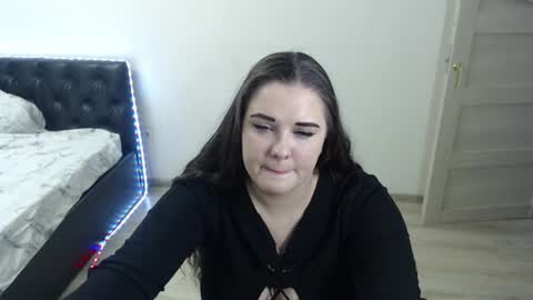 Kate online show from June 15, 4:53 pm