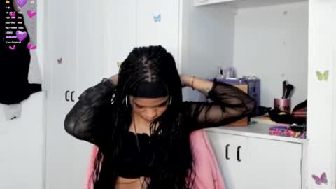 MARCELA online show from February 8, 11:45 pm