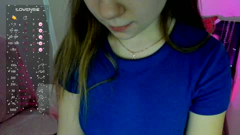 Snapshot of _margoqueen_ chatting on January 2, 9:43 am Margo online show from January 2, 9:43 am