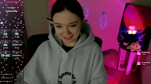 Snapshot of _margoqueen_ chatting on February 21, 10:17 am Margo online show from February 21, 10:17 am