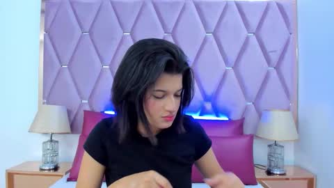 Nahayo  online show from November 13, 12:04 pm