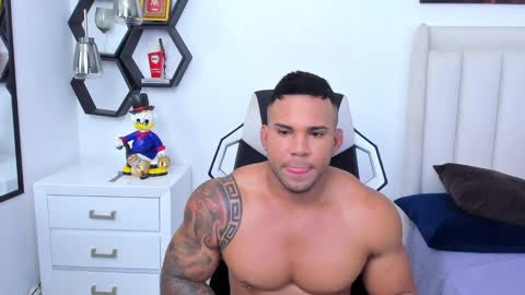 _matthew_santos_ online show from January 26, 3:06 am