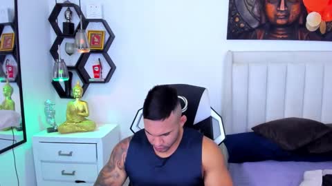 _matthew_santos_ online show from September 14, 12:32 am