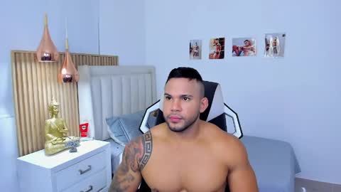 _matthew_santos_ online show from April 23, 1:40 am