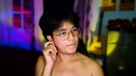 MAX Dont forget to follow online show from December 21, 3:52 pm