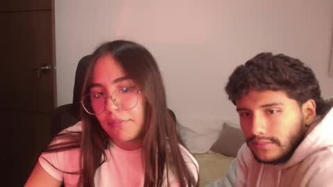 max and abby online show from July 13, 12:35 am