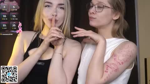 Snapshot of _medal_of_horny_ chatting on November 14, 7:51 am Elva and Kate online show from November 14, 7:51 am