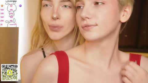 Elva and Kate  online show from June 7, 7:23 am