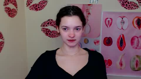 Susie online show from February 21, 1:12 pm