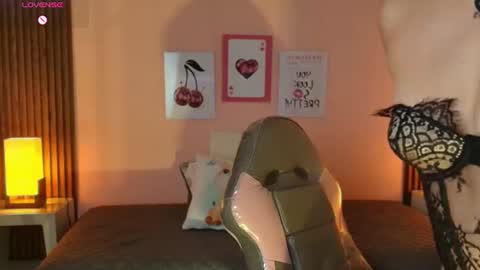 Snapshot of _meliblue chatting on June 22, 8:39 pm Meli online show from June 22, 8:39 pm