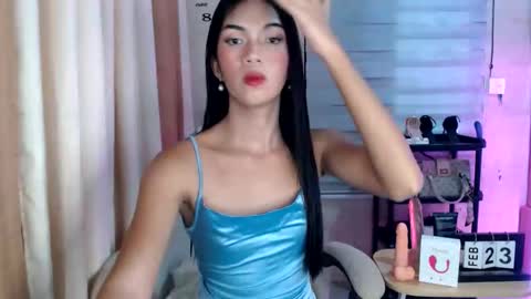 Snapshot of _mellyxxx chatting on February 23, 8:55 am Melly online show from February 23, 8:55 am