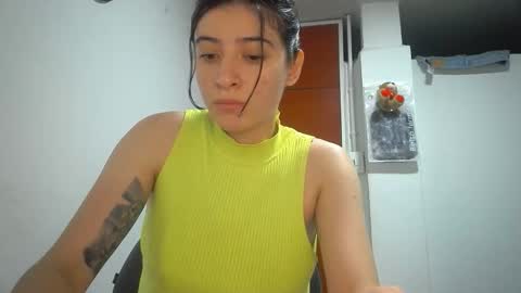 Mia-foster online show from January 10, 2:35 am