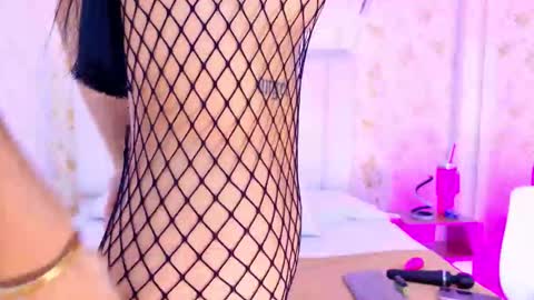 Mia Monroe online show from November 15, 7:43 pm