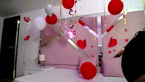  Mia  online show from February 15, 2:11 pm