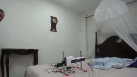  Mia  online show from March 12, 10:39 pm