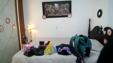  Mia  online show from January 6, 12:42 pm