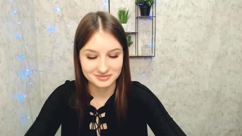 Snapshot of _miaangel_ chatting on February 20, 2:57 pm Mia online show from February 20, 2:57 pm